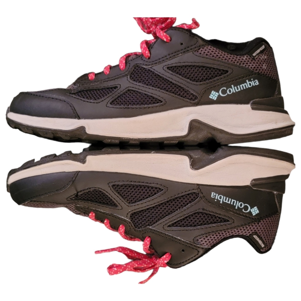 Columbia waterproof hiking shoe